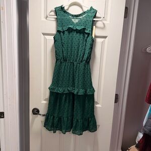 Green Sleeveless Women’s Dress